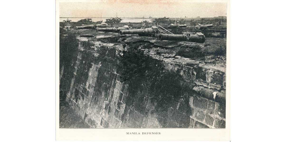 Canons at the Fort Santiago, 1901.