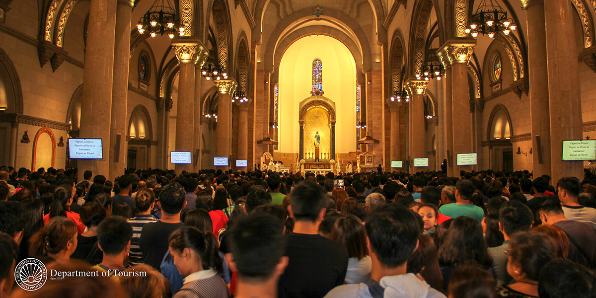 Manila Cathedral (Inside)