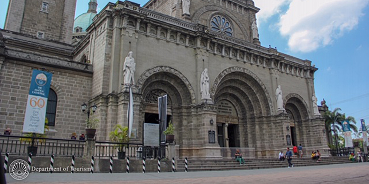 Manila Cathedral (Morning Closer Shot)