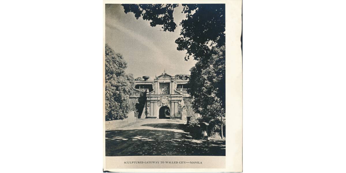 The Fort Santiago gate, 1941